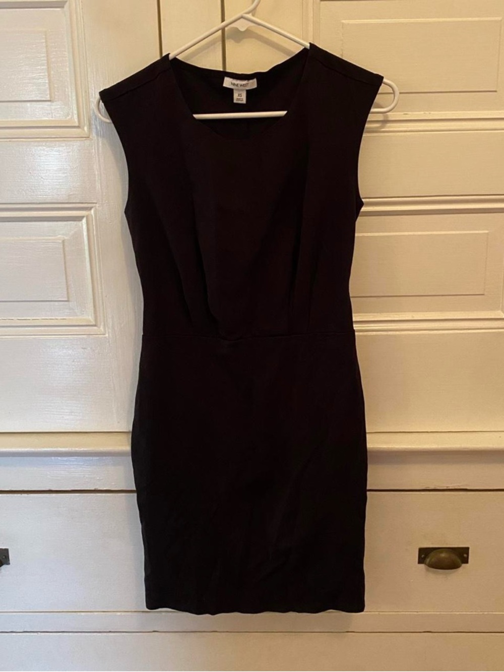 Nine West Black Tailored Sleeveless Sheath Dress